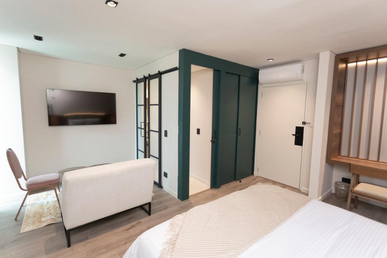 1616 Hotel ميديلين المظهر الخارجي الصورة