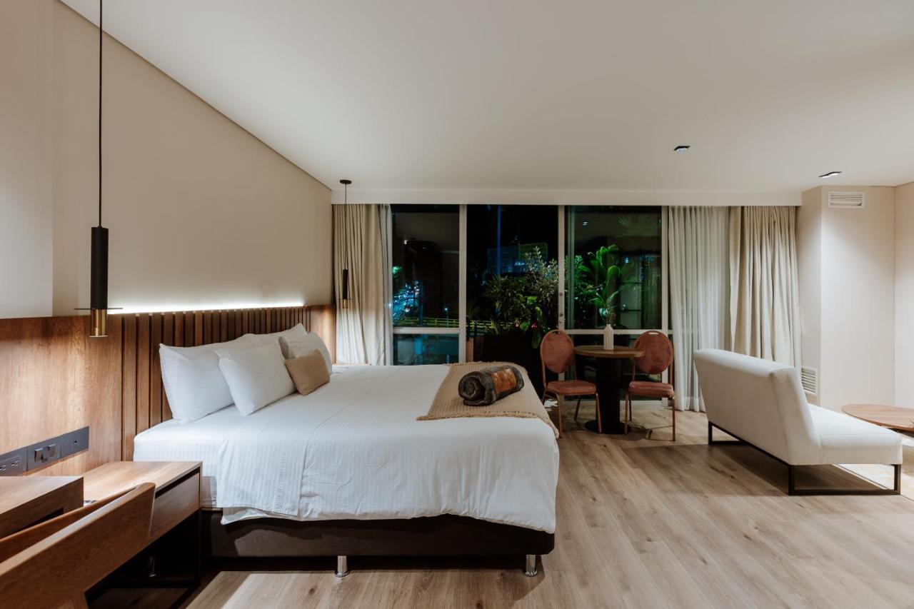 1616 Hotel ميديلين المظهر الخارجي الصورة